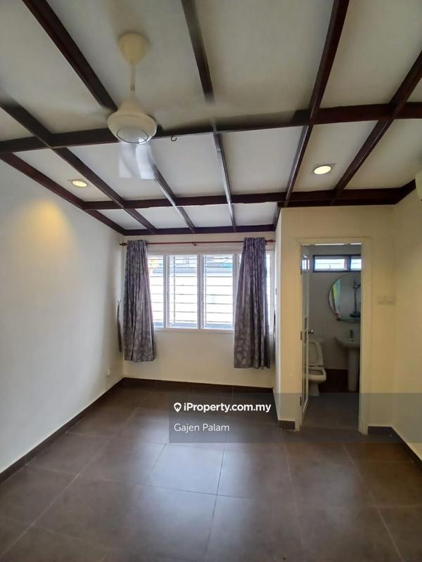 Banglo untuk Dijual di Seksyen 4, Petaling Jaya oleh Gajen Palam - iProperty.com.my
