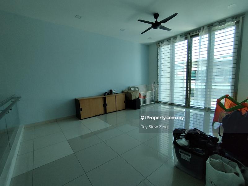 Semi-Detached House for Sale in Taman Bukit Serdang, Seri Kembangan by Tey Siew Zing - iProperty.com.my