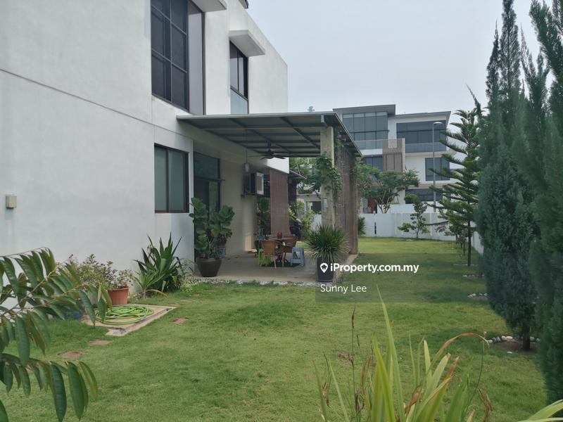 Banglo untuk Dijual di Bandar Sungai Long, Selangor oleh Sunny Lee - iProperty.com.my