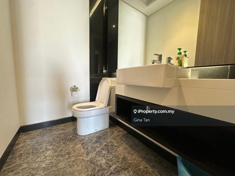 For Sale - Straits Residences