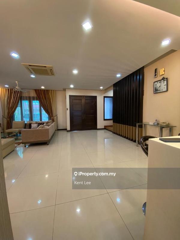 Rumah Berkembar untuk Dijual di Salak South Garden, Sungai Besi oleh Kent Lee - iProperty.com.my