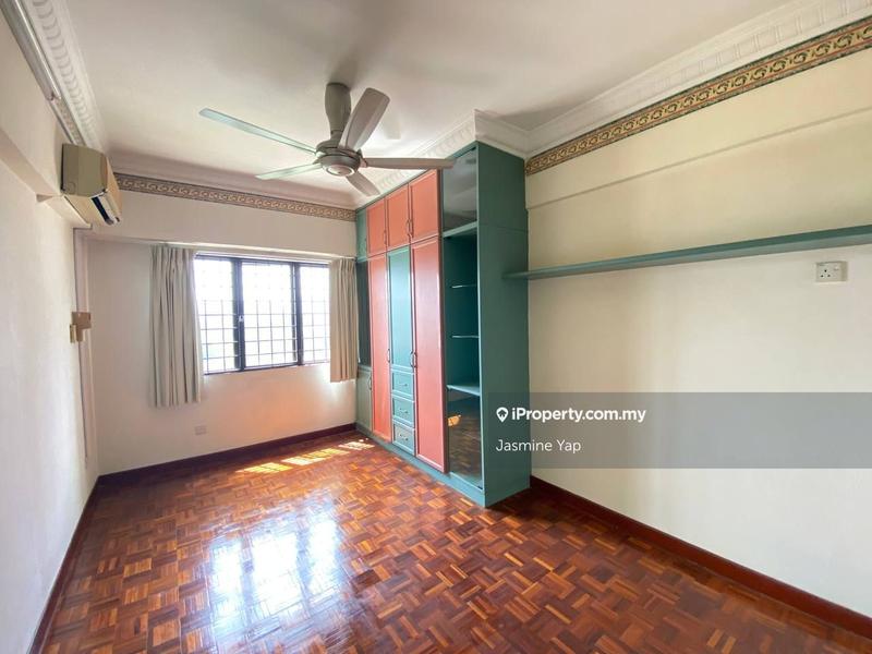 For Sale - Anjung Hijau (Greenfields)