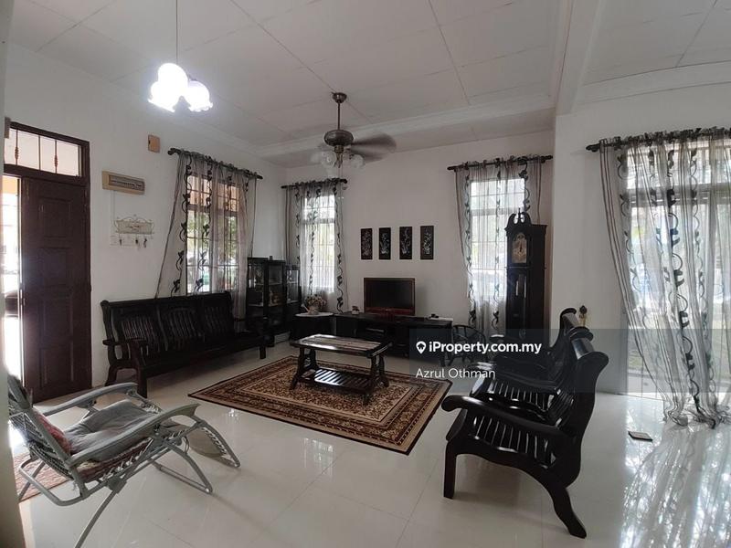 Bungalow House for Sale in Taman Tuanku Jaafar, Senawang by Azrul Othman - iProperty.com.my