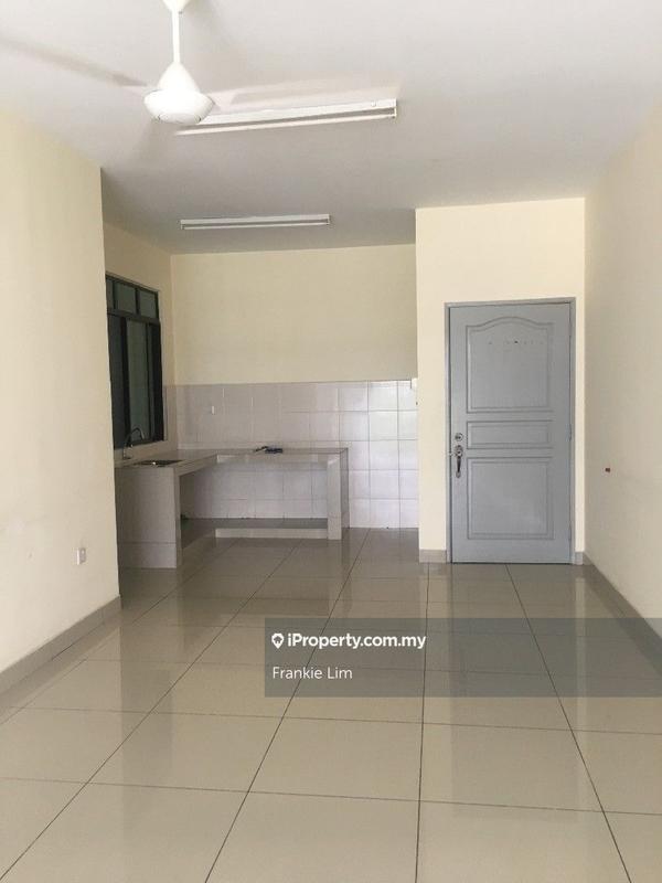 For Sale - Paradesa Tropica