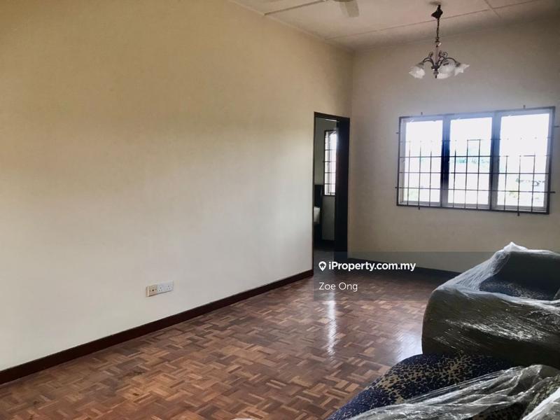 Bungalow House for Sale in Bandar Country Homes , Rawang, Rawang by Zoe Ong - iProperty.com.my
