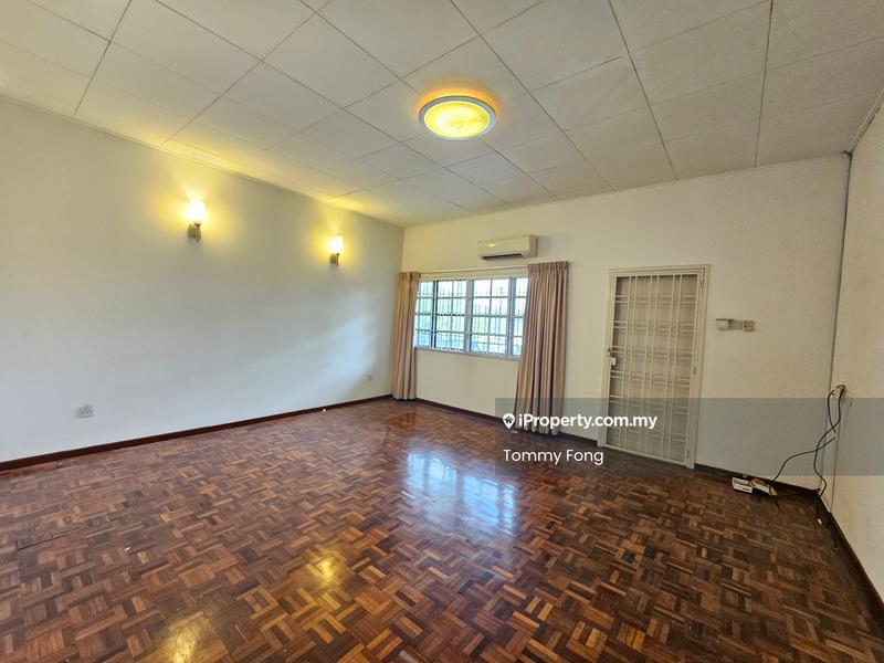 Semi-Detached House for Sale in Sungai Long, Bandar Sungai Long by Alex Chen - Living Room - iProperty.com.my