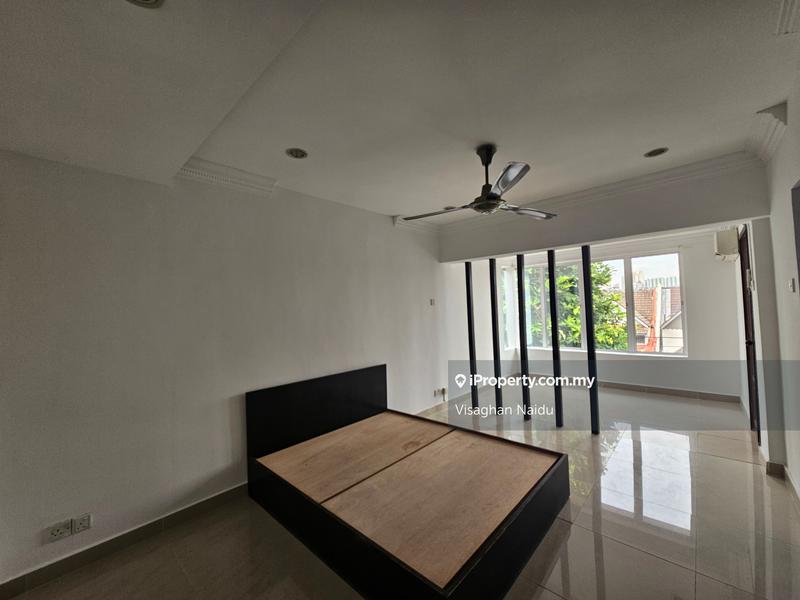 Rumah Teres 2.5-Tingkat untuk Dijual di Bukit Gasing, Petaling Jaya oleh Visaghan Naidu - iProperty.com.my