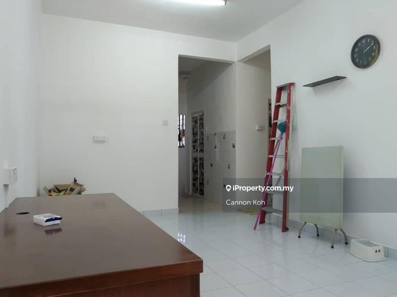 Apartment for Sale in Orchid @ Anggerik by Cannon Koh - iProperty.com.my