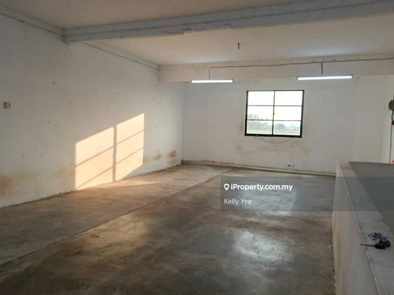 For Rent - 1st Flr Shoplot- Suitable for Foreign Workers Stay