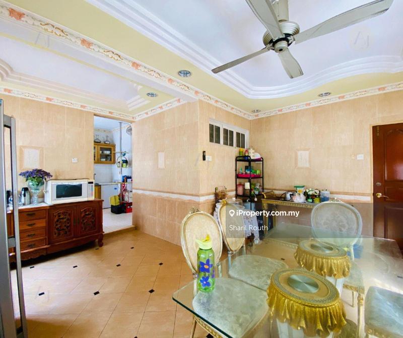 Banglo untuk Dijual di q6df3, Ulu Kelang oleh Sharil Routh - iProperty.com.my