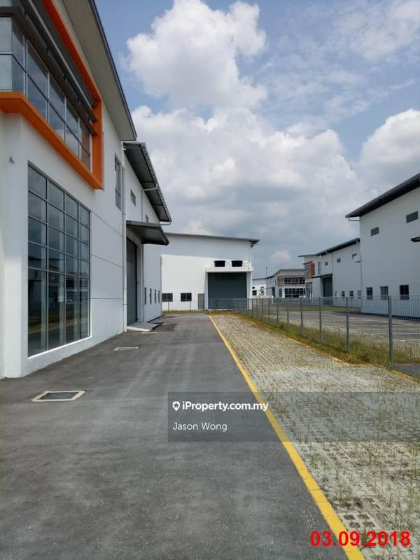 Kilang Berkembar untuk Disewa di Saujana Rawang, Rawang oleh Jason Wong - iProperty.com.my