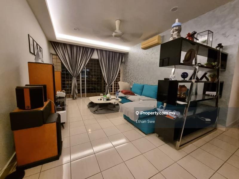 For Sale - Astana Putra