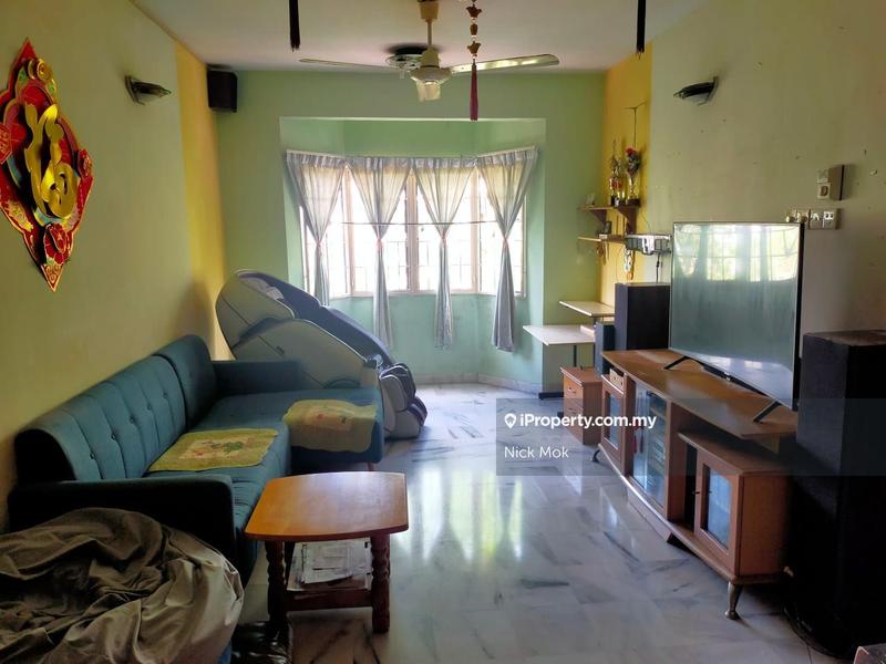 For Sale - Aman Puri Apartment