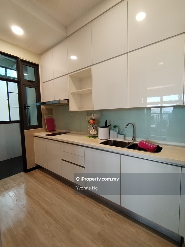 Service Residence for Sale in 8Scape Residence @ Sutera by Yvonne Ng - iProperty.com.my