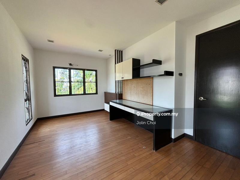 Bungalow House untuk Dijual di Bandar Puteri Puchong, Puchong oleh Jolin Choi - iProperty.com.my