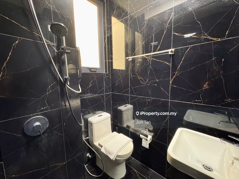 Kediaman Servis untuk Dijual di Urban Suites oleh Jun Tan - iProperty.com.my