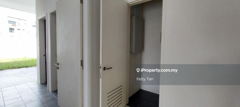 Rumah Berkembar untuk Dijual di Bandar Sungai Long, Selangor oleh Kelly Yan Kai Lit - iProperty.com.my