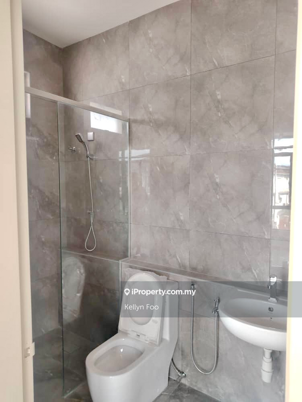 Cluster House for Sale in f8l85, Jasin by Kellyn Foo - iProperty.com.my