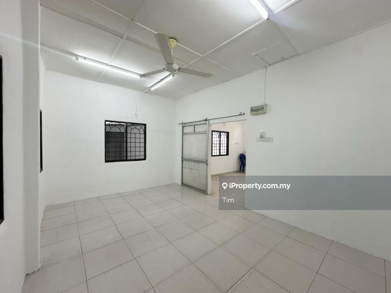Rumah Berangkai 1 Tingkat untuk Dijual di Taman Malim Jaya, Bachang oleh Tim - iProperty.com.my