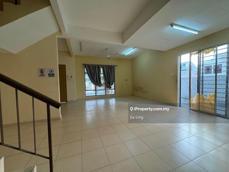 Rumah Berkembar untuk Dijual di Taman Kipark, Puchong oleh Ee Ling - iProperty.com.my