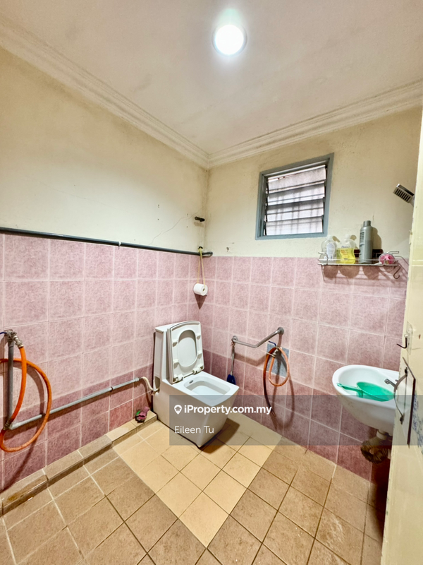 2-storey Terraced House for Sale in Taman Puncak Jalil, Seri Kembangan by Eileen Tu - iProperty.com.my