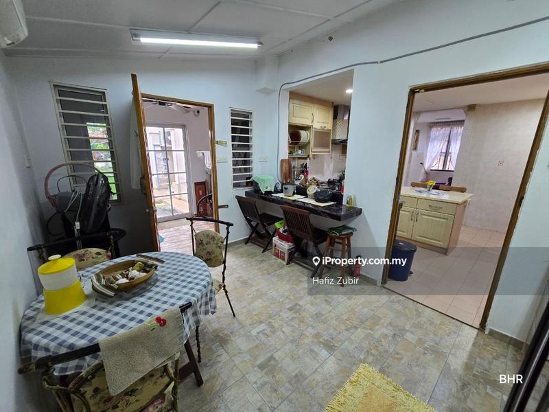 Banglo untuk Dijual di Bandar Seri Putra, Bangi oleh Hafiz Zubir - iProperty.com.my