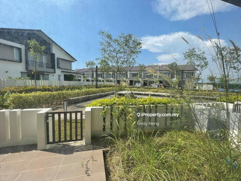 3-storey Terraced House for Sale in Telok Panglima Garang, Selangor by Emily Heng - iProperty.com.my