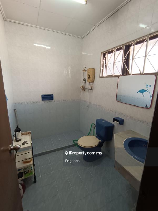 Bungalow House for Sale in Taman Overseas Union (Taman Oug), Jalan Klang Lama (Old Klang Road) by Eng Han - iProperty.com.my