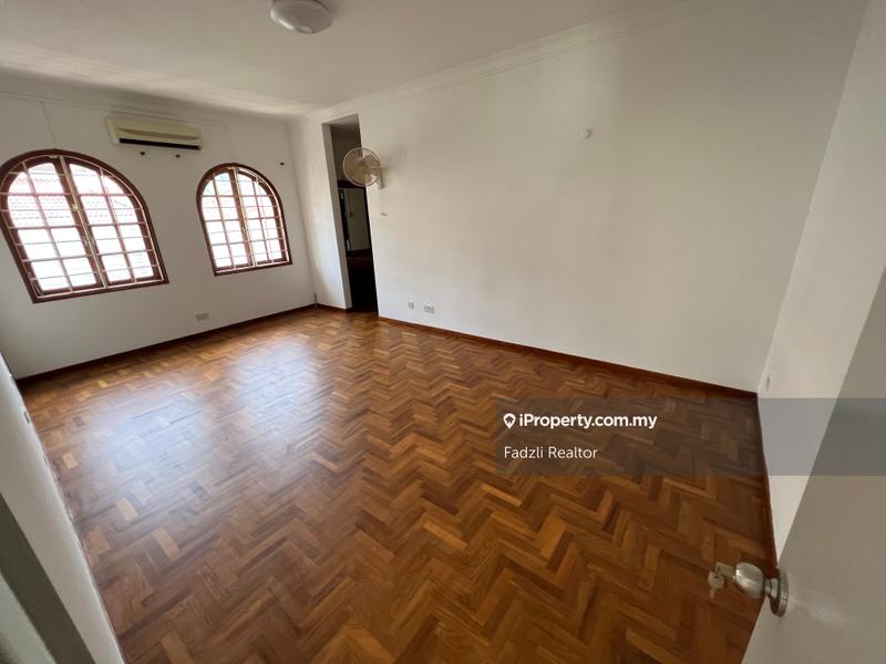 Bungalow House for Sale in Taman TAR (Tun Abdul Razak), Ampang by Fadzli Realtor - iProperty.com.my