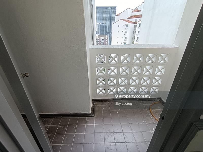 Kondominium untuk Dijual di Pantai Hillpark 2 oleh Sky Loong - iProperty.com.my