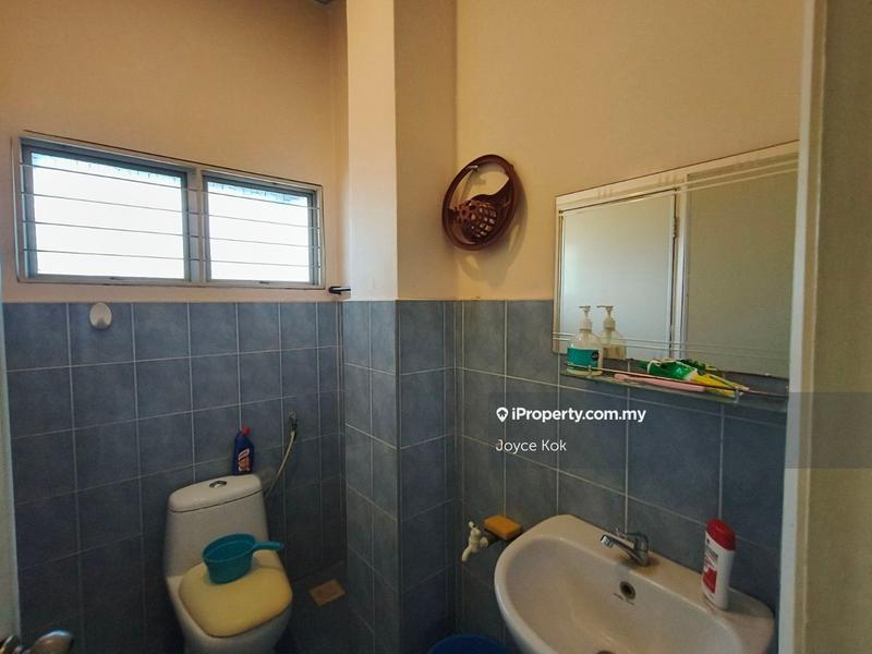Rumah Berangkai 2 Tingkat untuk Dijual di Usj 6, Subang Jaya oleh Joyce Kok - iProperty.com.my