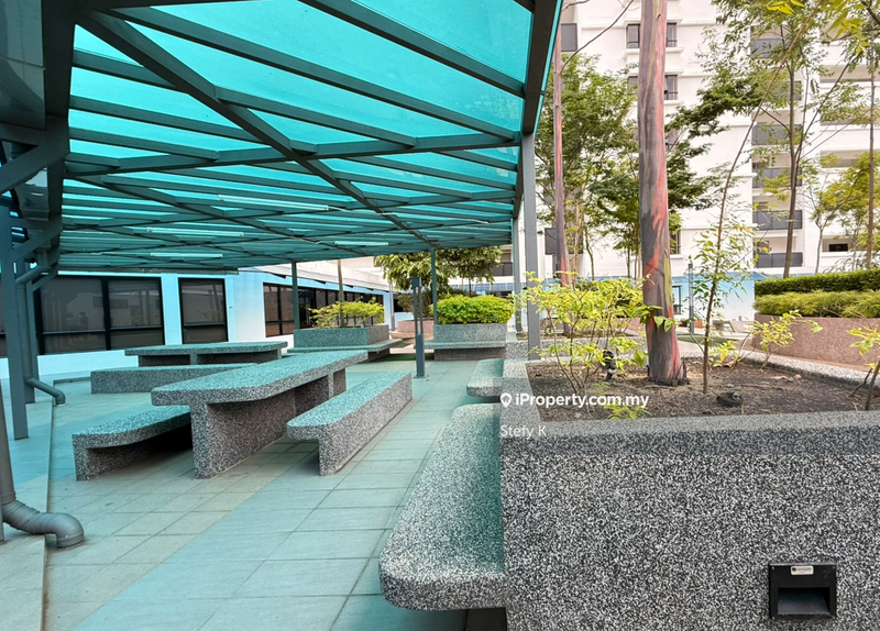 Kondominium untuk Dijual di Senzvilles (Senzo Residence) oleh Stefy K - Jacuzzi  - iProperty.com.my