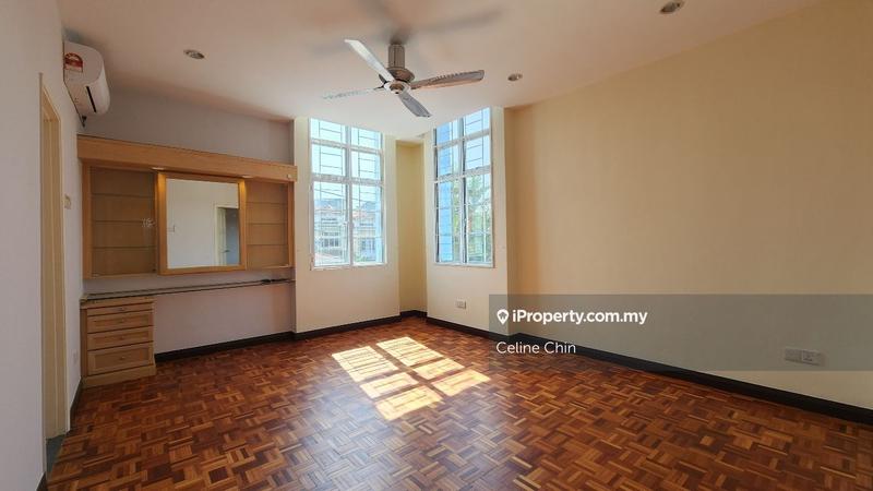 2-storey Terraced House for Sale in Ara Damansara, Ara Damansara by Celine Chin - iProperty.com.my