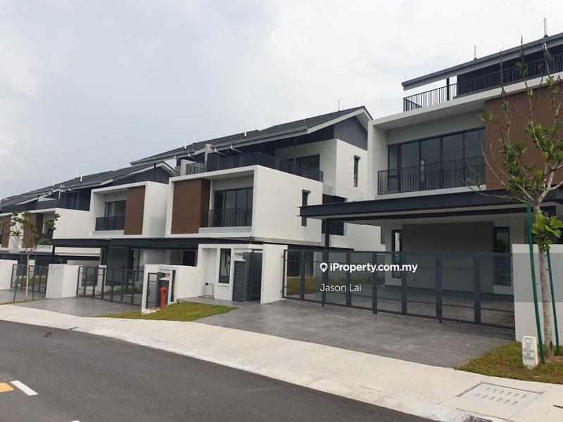Semi-Detached House for Sale in Bukit Jelutong, Shah Alam by Jason Lai - iProperty.com.my
