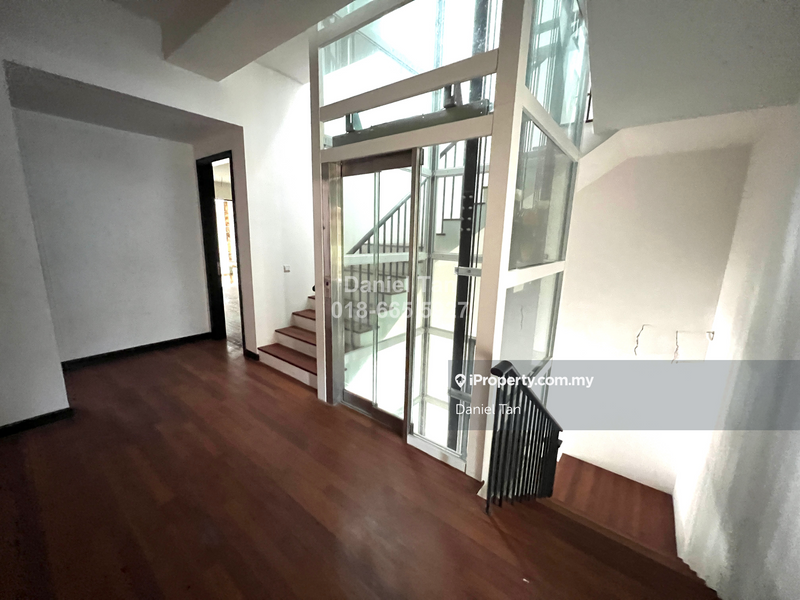 Rumah Berangkai 3.5 Tingkat untuk Dijual di Duta Villa, Setia Alam oleh Daniel Tan - iProperty.com.my