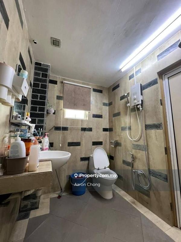 Townhouse for Sale in Taman Overseas Union (Taman Oug), Jalan Klang Lama (Old Klang Road) by Aaron Chong - iProperty.com.my