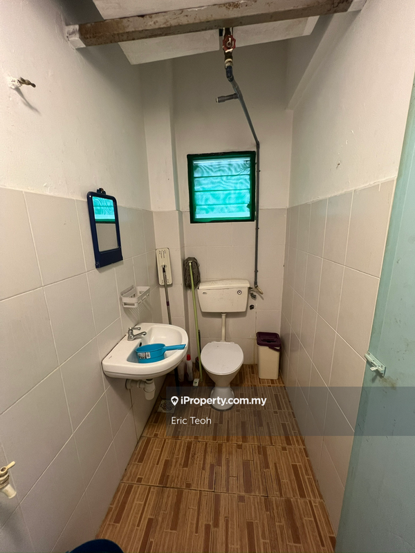 Flat for Sale in Taman Sri Serdang by Eric Teoh - iProperty.com.my