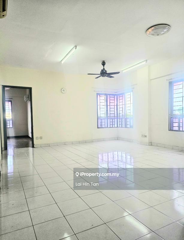 Condominium for Sale in Casa Damansara by Andrew Tan - Living Room - iProperty.com.my