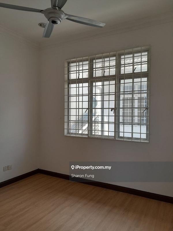 For Sale - Tiara Duta