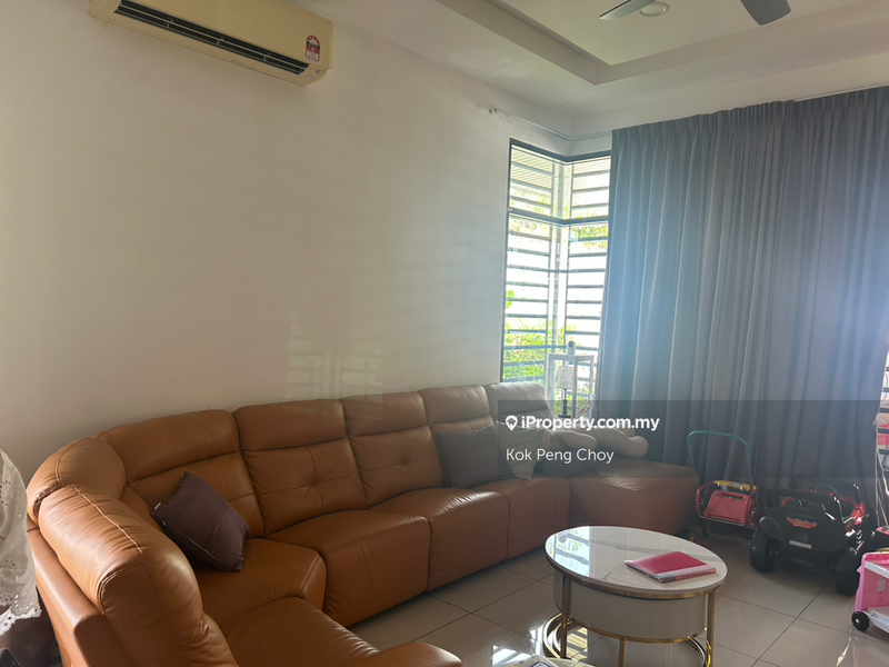 Rumah Teres 3-Tingkat untuk Dijual di Serdang, Seri Kembangan oleh Kok Peng Choy - iProperty.com.my