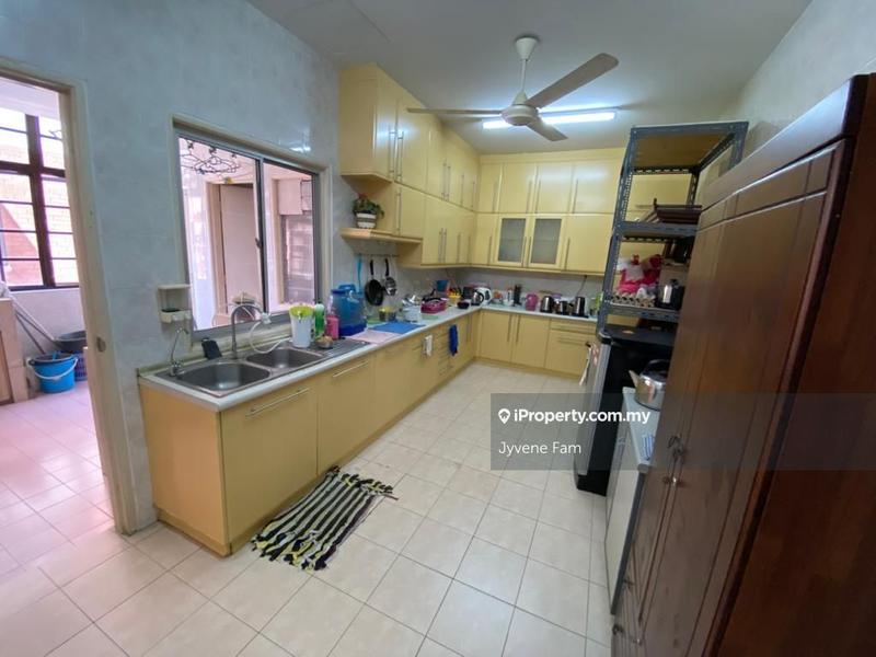 For Rent - Evergreen Park Scot Pine