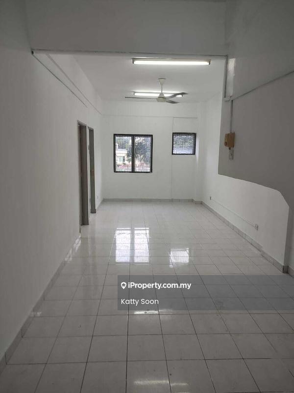 Flat untuk Dijual di Taman Serdang Perdana oleh Katty Soon - iProperty.com.my