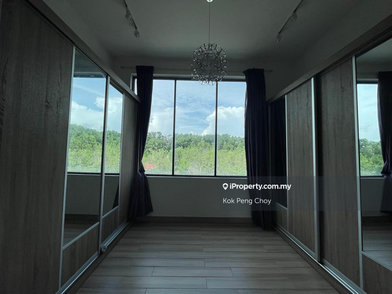 Rumah Teres 3-Tingkat untuk Dijual di Serdang, Seri Kembangan oleh Kok Peng Choy - iProperty.com.my