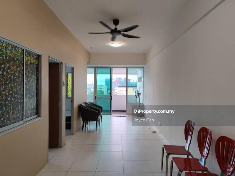 For Sale - Akademik Suite