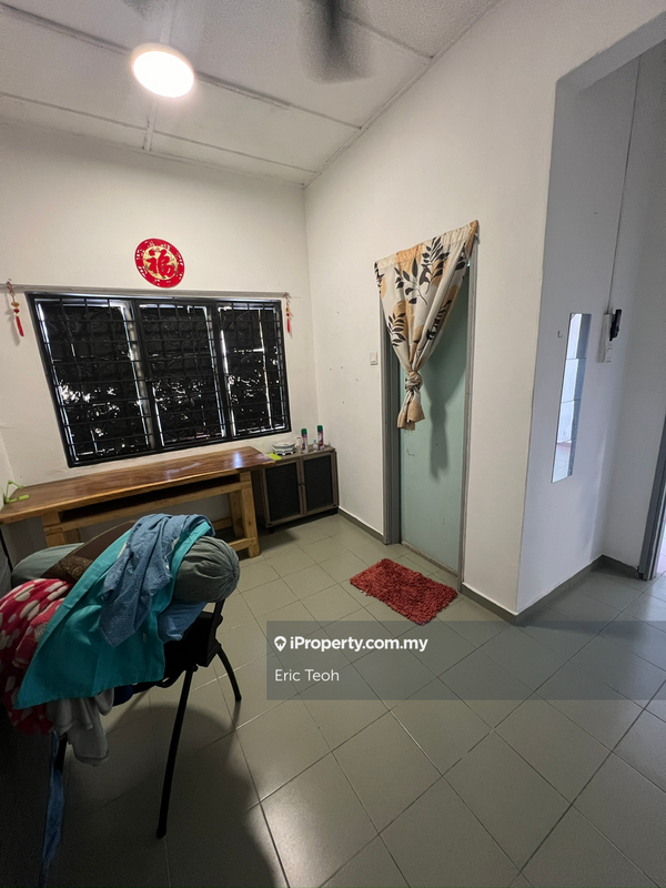 Flat for Sale in Taman Sri Serdang by Eric Teoh - iProperty.com.my