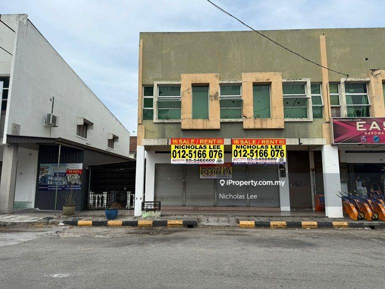 For Rent - Ground Floor Inter Corner Shop at Chemor