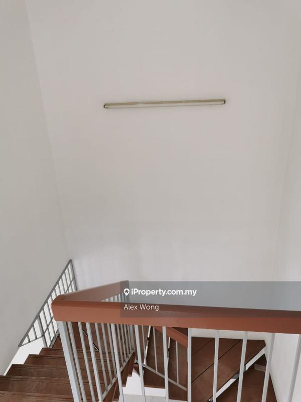 2-storey Terraced House for Sale in seri kembangan, taman lestari putra, Seri Kembangan by Alex Wong - iProperty.com.my