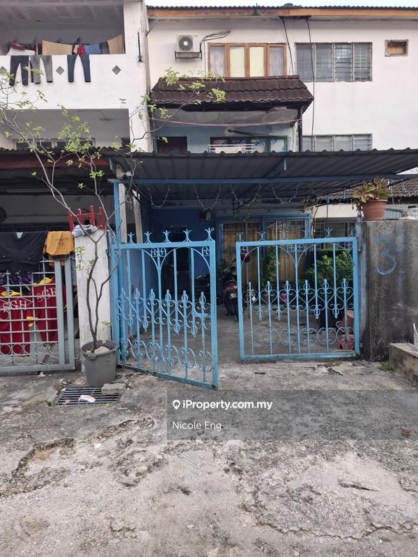 Rumah Berangkai 3 Tingkat untuk Dijual di Seksyen 33,25,23,20,19,18, Shah Alam oleh Nicole Eng - iProperty.com.my