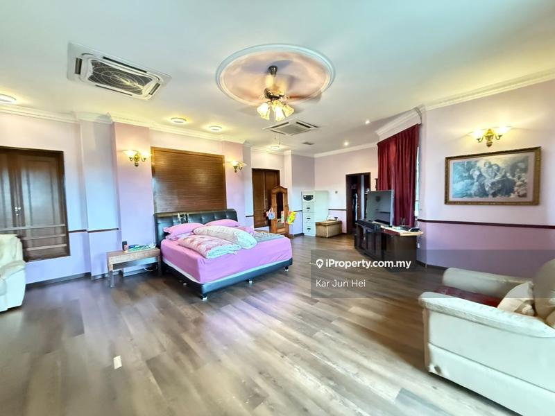 Bungalow House for Sale in Country Heights, Kajang by Kar Jun Hei - iProperty.com.my