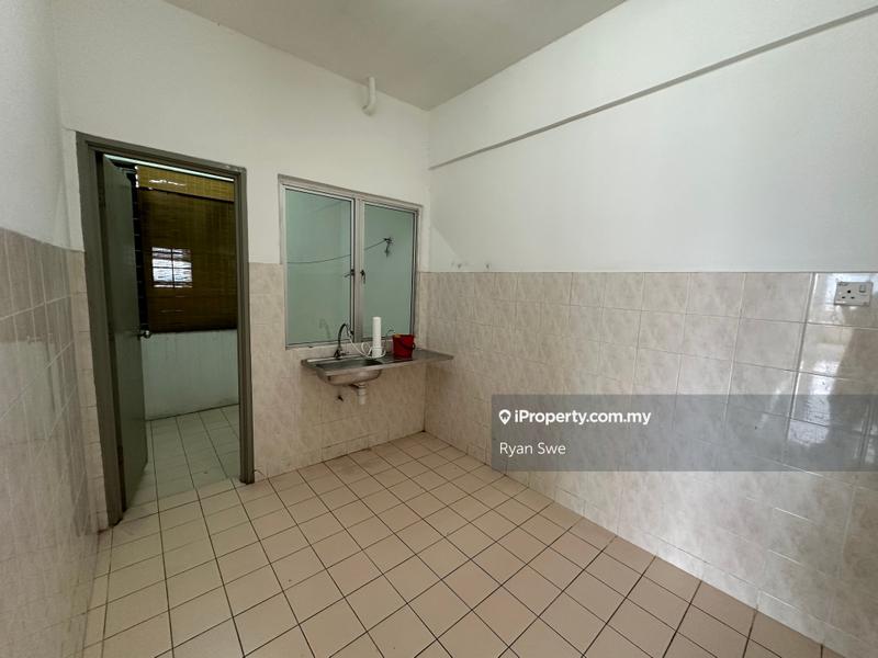 Pangsapuri untuk Dijual di Suria Kipark Damansara oleh Ryan Swe - iProperty.com.my